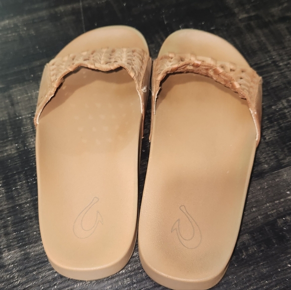 Women's Sandal bundle - Size 6 OLUKAI & MAD LOVE - Picture 6 of 14